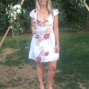 White floral backless dress